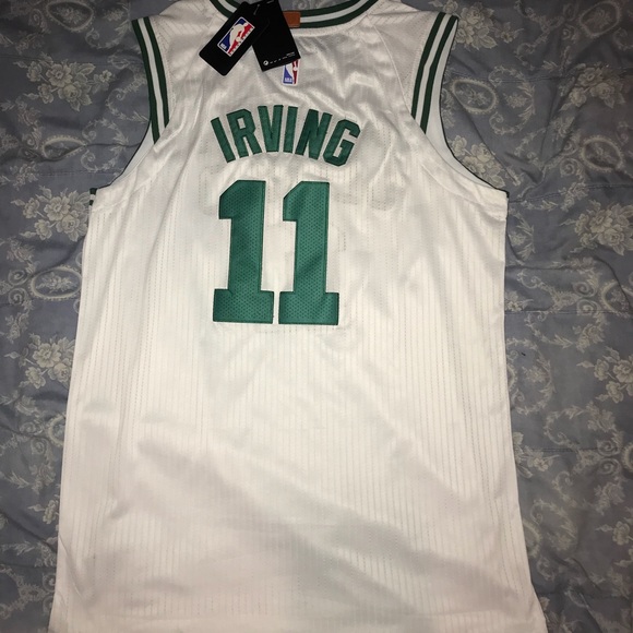 Kyrie Irving Celtics Jersey #11 - Picture 2 of 2